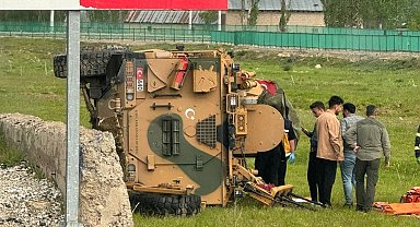 Yüksekova'da askeri araç devrildi: 2 yaralı