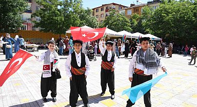 Yüzlerce öğrenci ve veliden anlamlı etkinlik