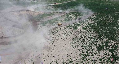 17. Karadeniz Off-Road Kupası'nın 1. ayağı Iğdır'da renkli görüntülere sahne oldu