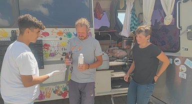 'El Ele' sloganıyla tura çıkan Alman turistler Süphan Dağı'na tırmandı