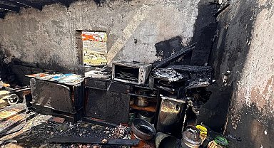 Ardahan'da sobadan çıkan yangın evi küle çevirdi