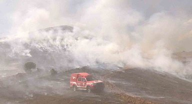 Arguvan'da 700 dönümlük alanda anız yangını