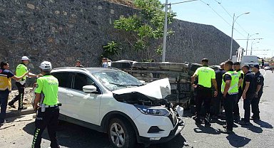 Askeri araç kaza yaptı: 1'i asker 3 yaralı