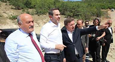 Bakan Bayraktar maden sahasında incelemede bulunarak acılı aileleri ziyaret etti