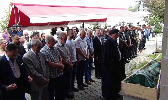 Başkan Harmankaya'nın babası toprağa verildi