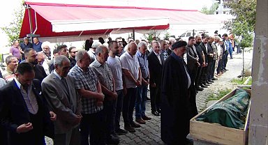 Başkan Harmankaya'nın babası toprağa verildi