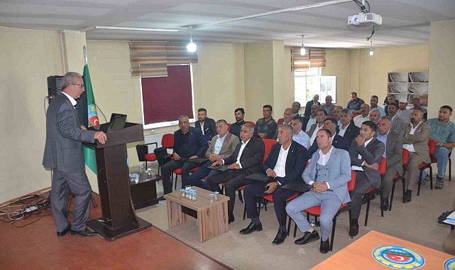 Bulanık'taki çiftçiler TMO'nun hububat alımı hakkında bilgilendirildi