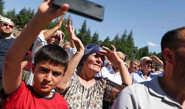 CHP Genel Başkanı Özel, Doğanşehir ilçesini ziyaret etti