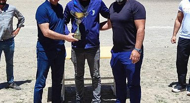 Ciritte kupalar sahiplerini buldu