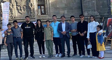 El emeklerini sergilediler