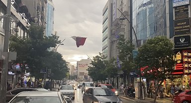 Elazığ'da kuvvetli rüzgar etkili oldu