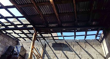 Erciş'te çatı yangını