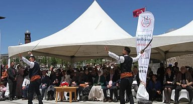 Erzurum'da 'Hayat Boyu Öğrenme Haftası' programı