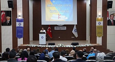 ETÜ'de 2023-2024 akademik giysi ve ödül töreni gerçekleştirildi