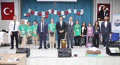 Hakkari'de münazara yarışmasının finali yapıldı