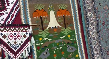 Hakkari'nin doğal güzellikleri kilime işlendi