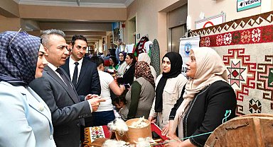 Hayat boyu öğrenme haftası sergi açılışı yapıldı