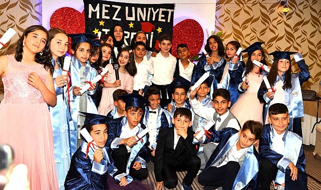 İlk mezuniyet heyecanını yaşadılar