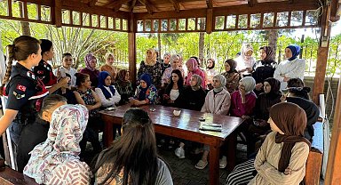 Jandarma ekipleri KADES uygulamasını tanıttı