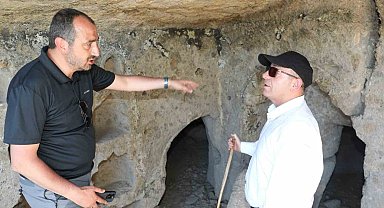 Kars Ani Ören Yeri'nde ilk kaya mescidi gün yüzüne çıkarıldı