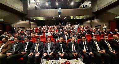 Kars'ta en çok kitap okuyan öğrenci ve velilere ödül verildi