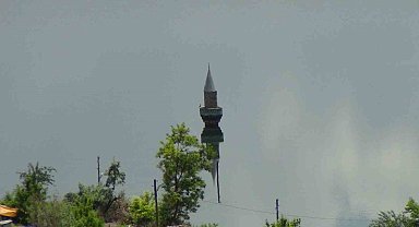 Kars'ta köy sular altında, minare dışarıda kaldı