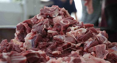 Kasapların kıyma mesaisi başladı
