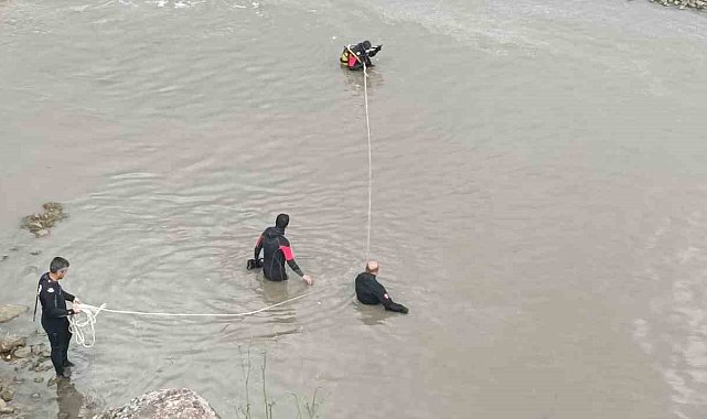 Murat Nehri'nde kaybolan çocuğun cansız bedeni bulundu