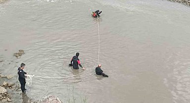 Murat Nehrinde kaybolan çocuğu arama çalışmaları 6'ncı gününde