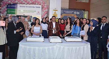 Muş'ta yurtta kalan öğrenciler için mezuniyet gecesi düzenlendi