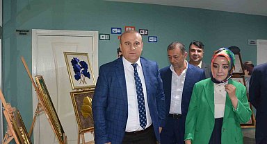 Patnos Halk Eğitimi Merkezi yıl sonu sergisi açıldı