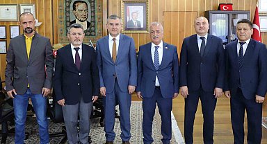 Rektör Çomaklı, Özbek heyetini kabul etti