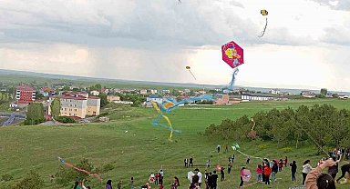 Susuz'da uçurma şenliği