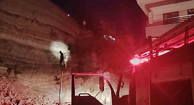 Tunceli'de çıkan yangın, evlere sıçramadan söndürüldü