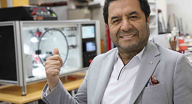 Türk profesör, fiziğin meşhur Coulomb Kanunu'nu cihaza dönüştürdü