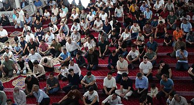 Türkiye'de ilk Kurban Bayramı namazı Iğdır'da kılındı