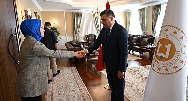 Valilik ve Büyükşehir'de erken bayramlaşma