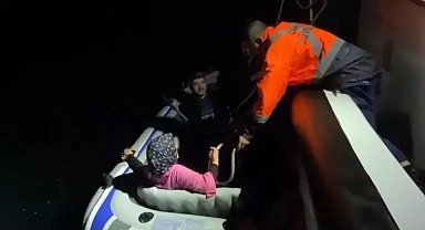 Van Gölü'nde fırtınaya yakalanan 4 kişi kurtarıldı