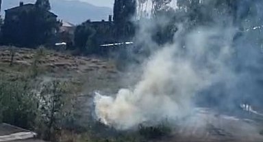 Yüksekova'da boş arazide çıkan yangın korkuttu