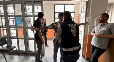 Yüksekova'da YKS'nin ikinci oturumu başladı