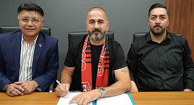 24 Erzincanspor teknik direktör Gökhan Ünal ile 1 yıllık sözleşme imzaladı