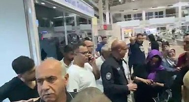 5 saatlik rötar yolcuları gerdi