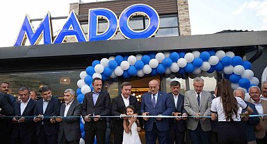 Açılışı yapılan Mado & Cafe Restorant'ın geliri öğrenciye burs, köylere yol olacak!