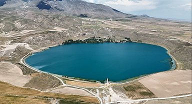 Adilcevaz'daki göller dron ile görüntülendi