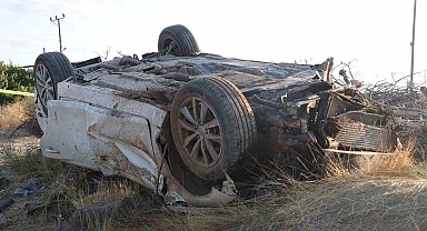 Ağaçları kırıp tarlaya uçtu, tekerleği ise 50 metre uzaklıktaki bahçeye fırladı