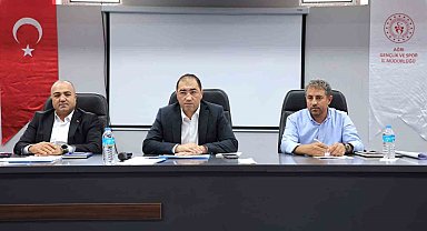 Ağrı'da sporun geleceği antrenörlerle tartışıldı