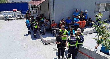 Belediye Başkanı Altınışık eylem yapan Eti Krom işçilerine destek verdi