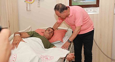 Bingöl Valisi Usta bıçaklı saldırıda yaralanan vatandaşları ziyaret etti