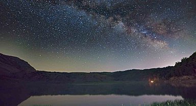 Bitlis'teki kalderanın yıldızlarla buluşması görsel şölen sunuyor