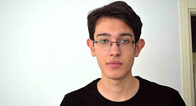Depremzede öğrenci YKS'de Türkiye birincisi oldu